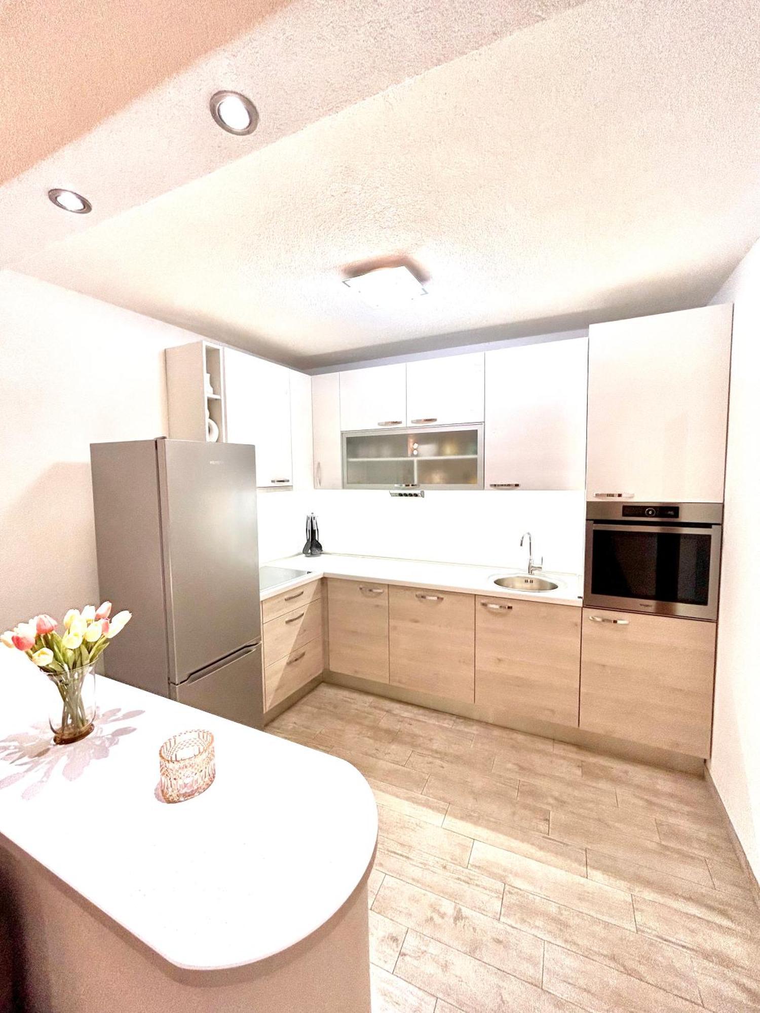 Apartman Zorka พอฟเลีย ภายนอก รูปภาพ